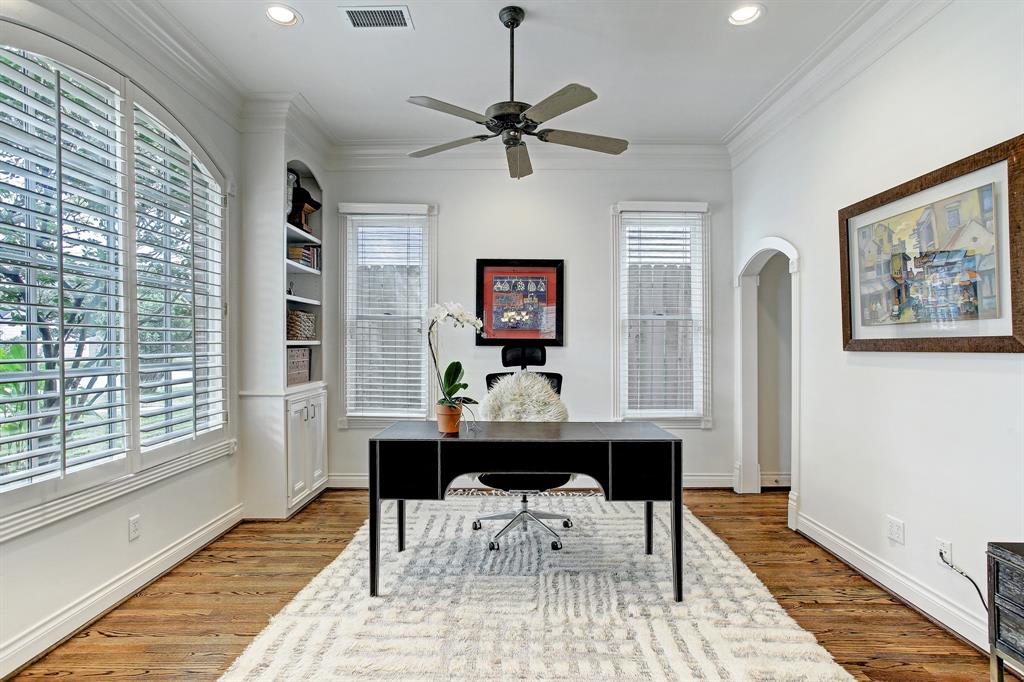 2344 Southgate Boulevard South Haus Living Houston Real Estate Team