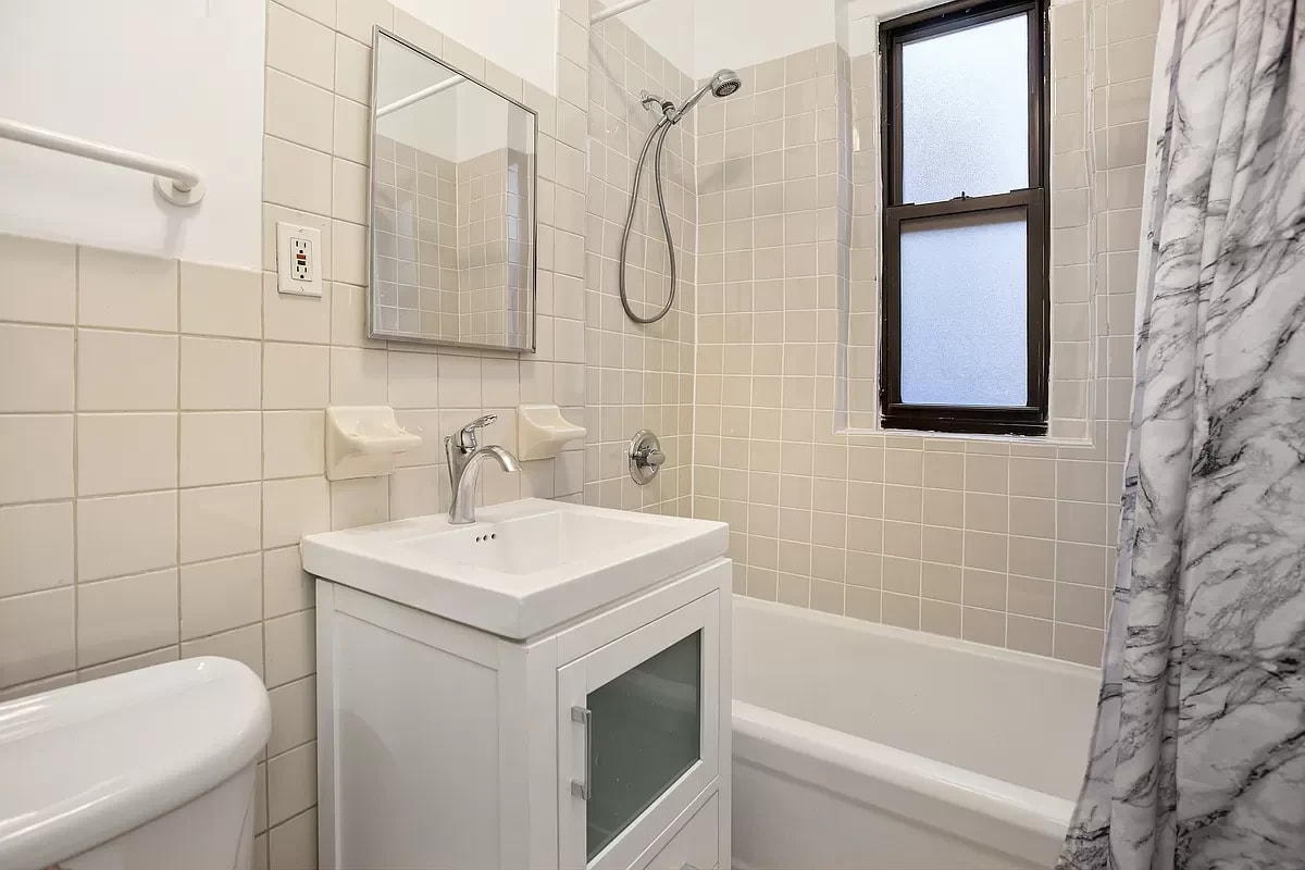 129 West 89th Street Unit: 38