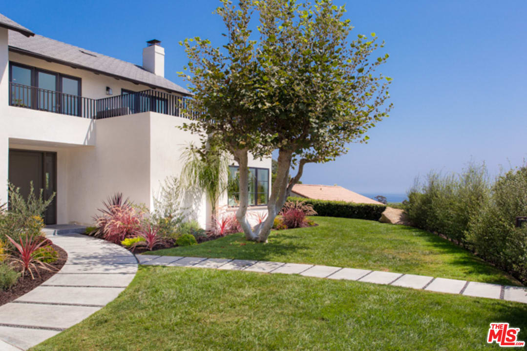 3738 Malibu Country Drive