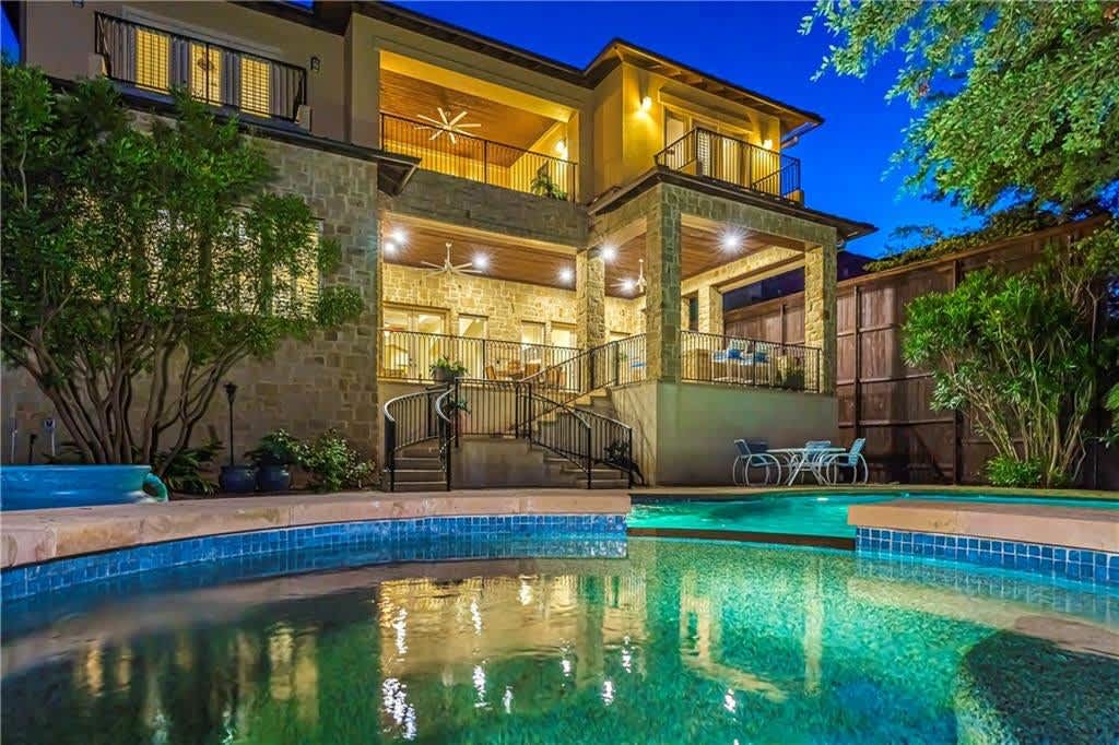 911 Brooks Hollow Rd