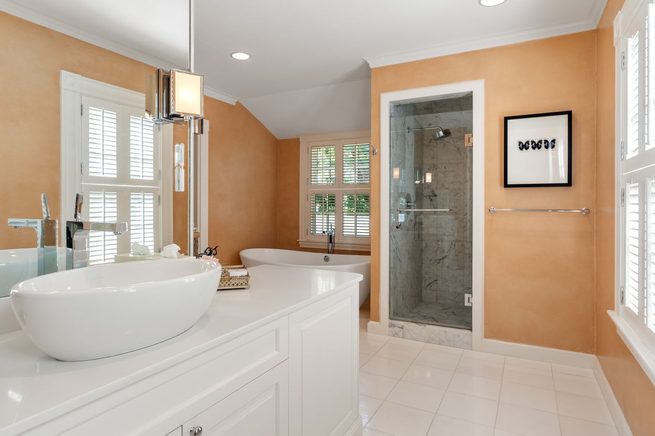 10 Appleton Street Gail Roberts, Ed Feijo & Team