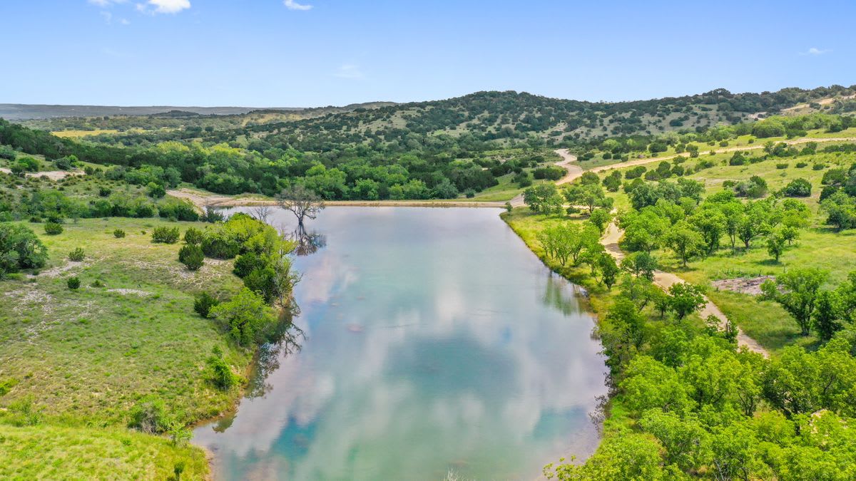 Topper Real Estate Hill Country Real Estate Experts