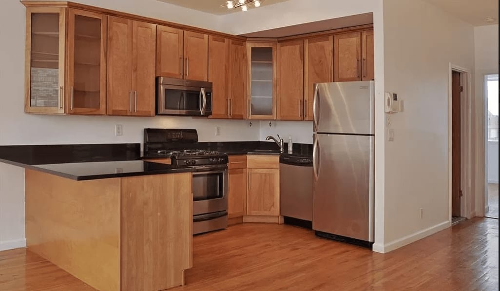 963 Kent Ave Unit: B3 