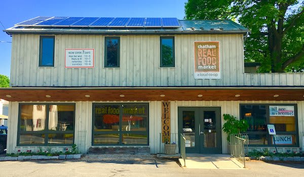 An exterior view of the Chatham Real Food Market in Chatham, NY
