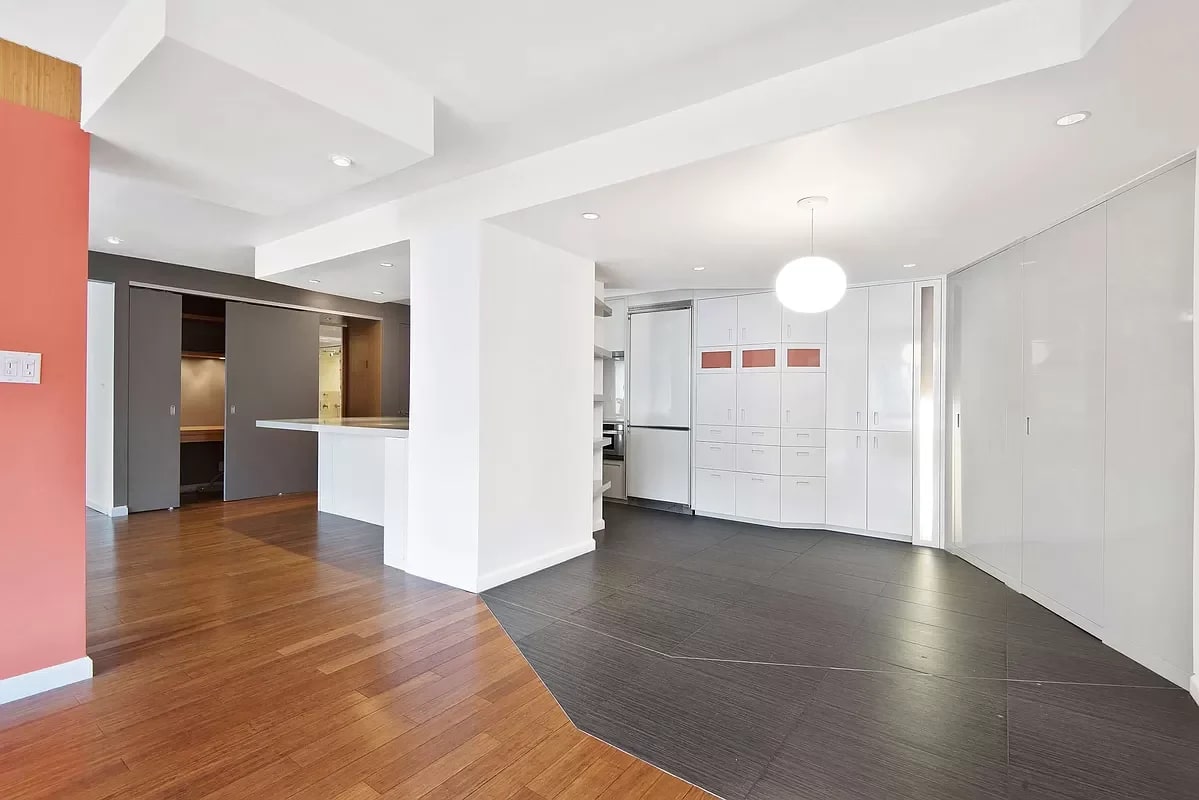 225 West 83rd Street Unit: 5RS