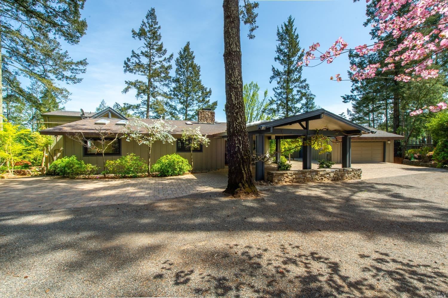 1017 Westside Road, Healdsburg, CA 95448