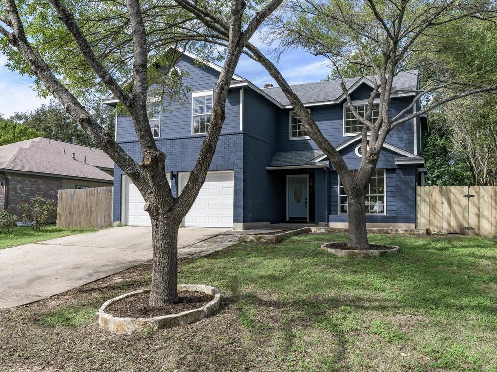 7912 Finch Trl