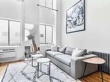 356 Broadway Unit: 1B