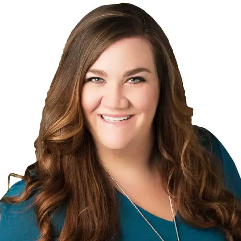 Ashley Aguilera Ennoble Realty