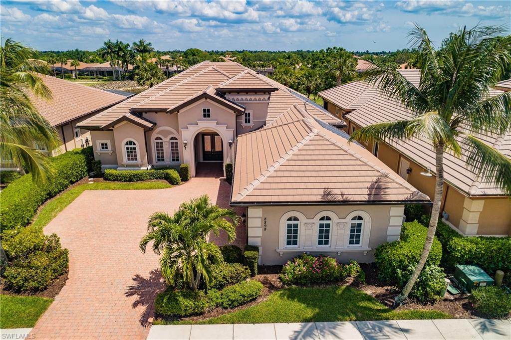 8898 SHENENDOAH CIR, NAPLES, FL 34113