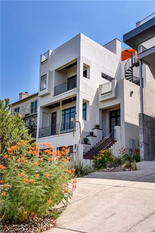 5911 N West (Northwest) Pl