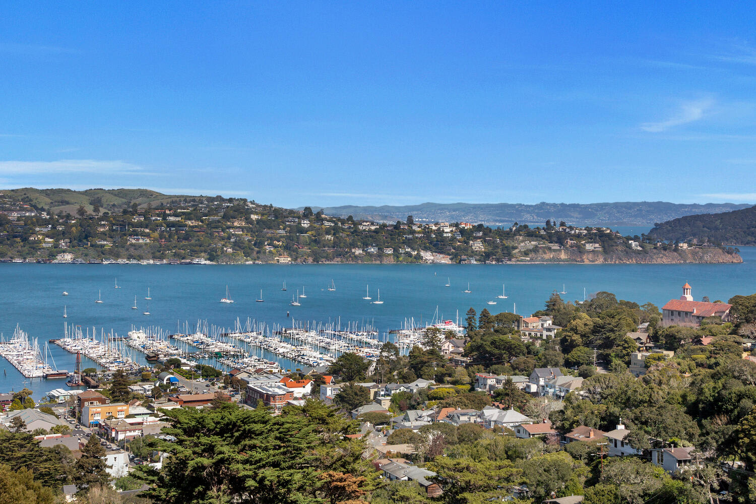 Sausalito Luxury Real Estate Nadine & Camara Team