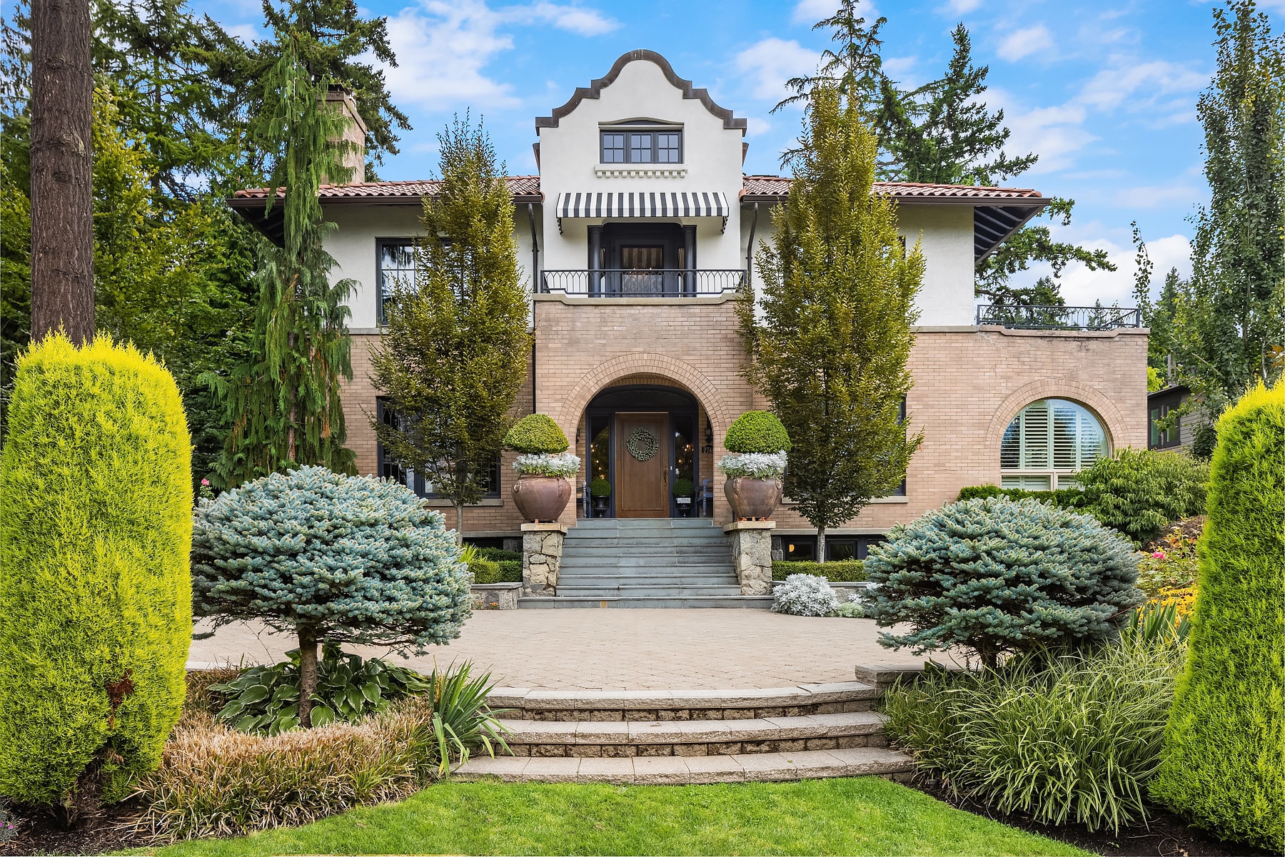 2740 W Mercer Way "Mercer Island's Most Historic Mansion"