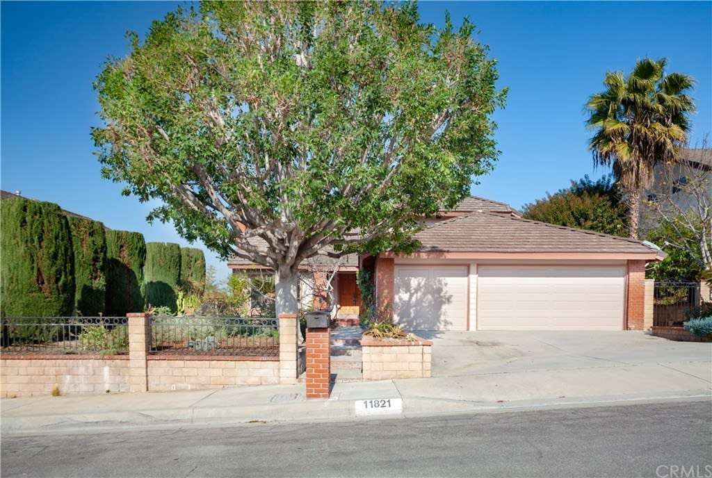 Single Family Home in the Hills of Whittier