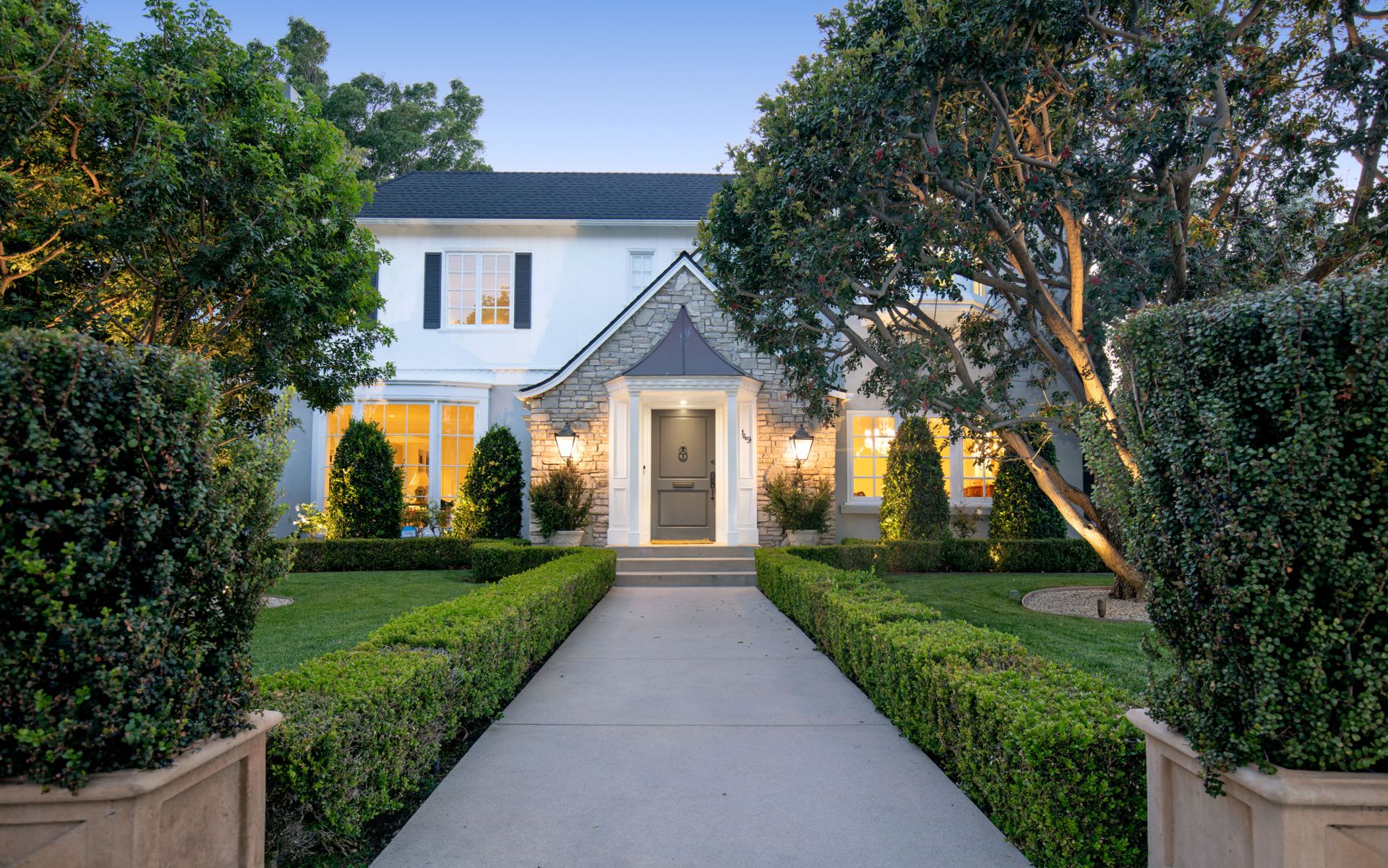 The Jackie Smith Group Beverly Hills Real Estate Agents