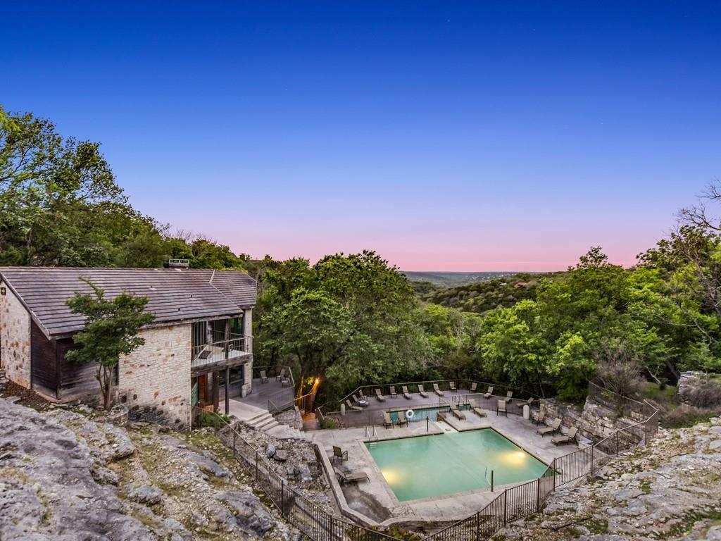 Joe & Cara Keenan with Michelle Kopp Austin Real Estate Agents & Luxury Realtors