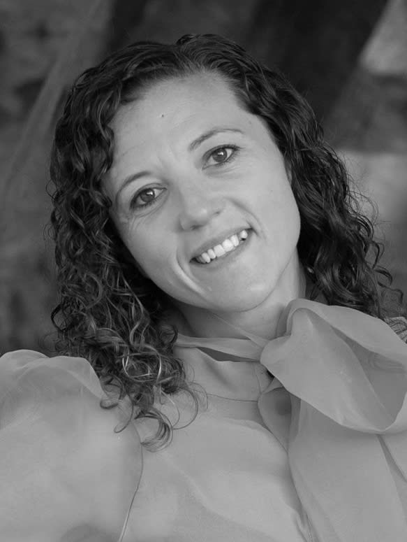 Zoe Kimberly Hedge Realty Petaluma Real Estate Team