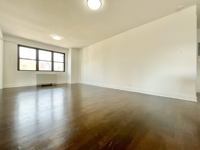 THE WASHINGTON IRVING HOUSE