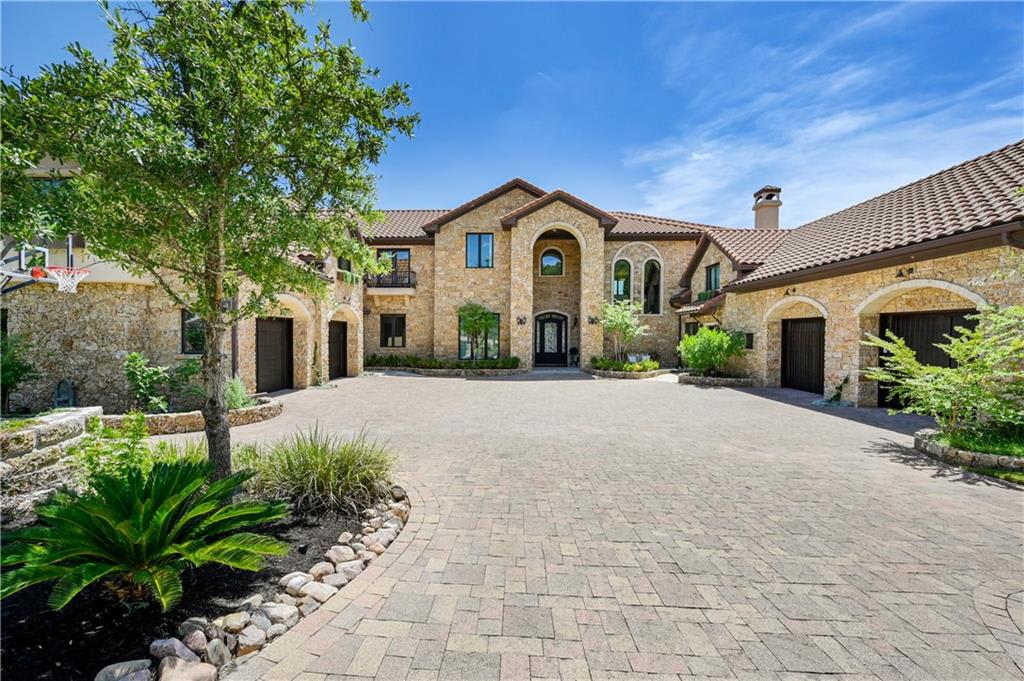 305 Marly Way