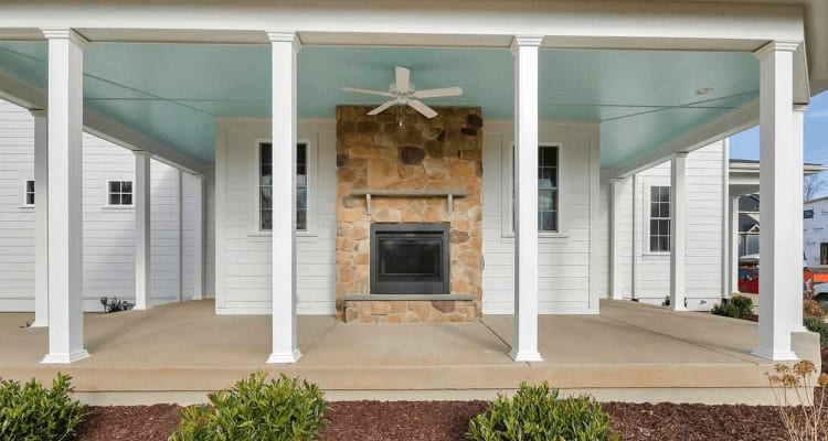 LochlynHill-Bramante