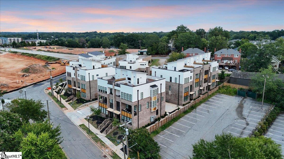 Bradshaw Commons image