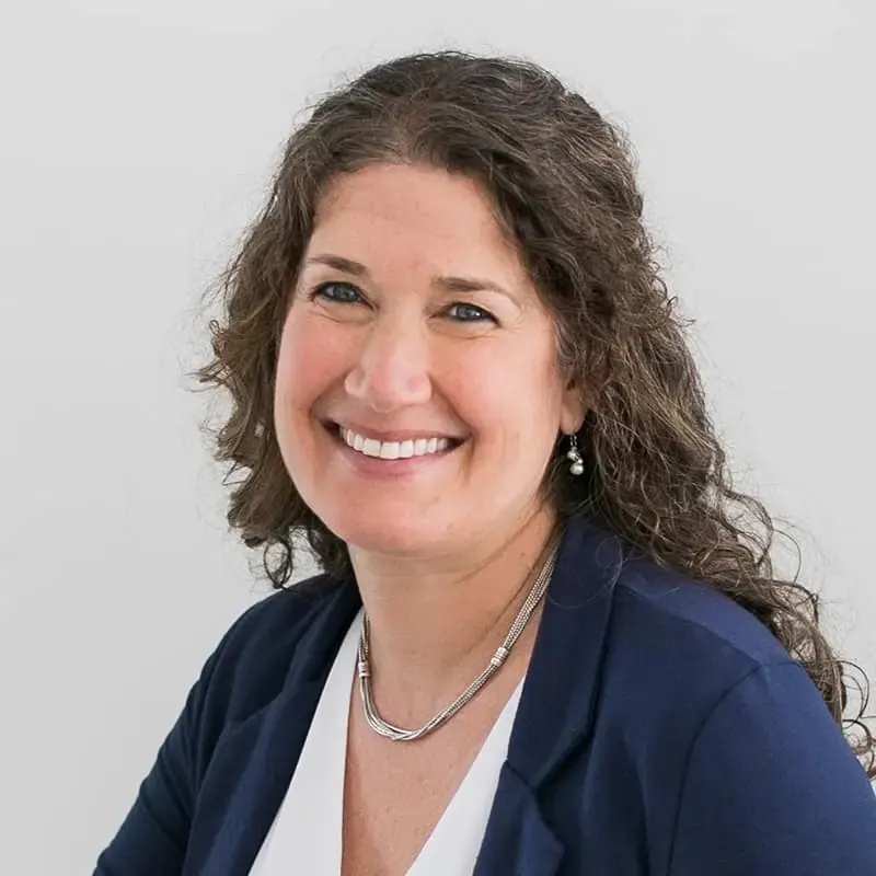 Dana Ravech Signal Real Estate