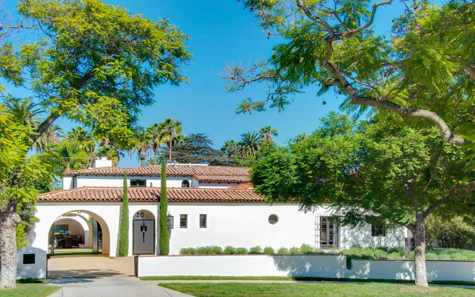 The Jackie Smith Group Beverly Hills Real Estate Agents