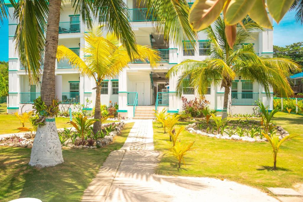 The Sailboat ground floor studio at the Best Western Grand Baymen Gardens