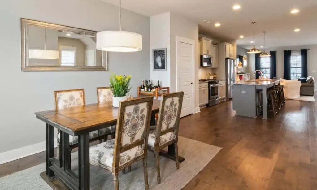 Kelli Griggs Navigate Realty