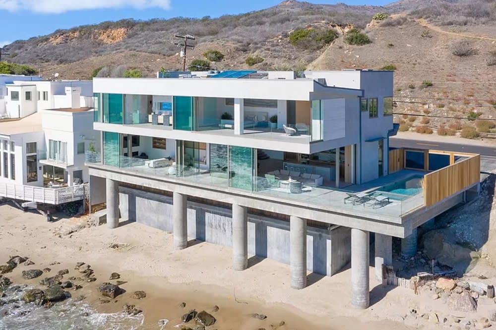 4 Most Popular Architectural Styles for Malibu Beach Houses | Bill & Daniel  Moss