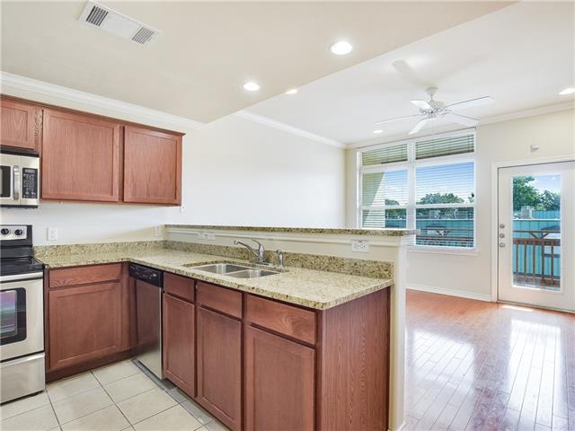 305 E 31st St, #2