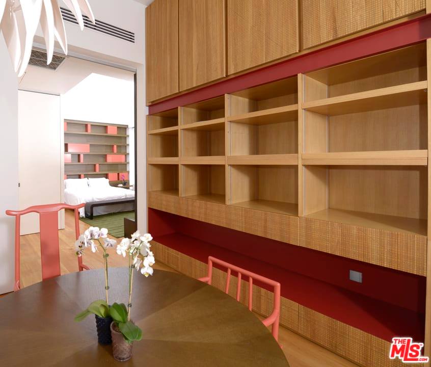 257 S Spring St, Unit PHMN