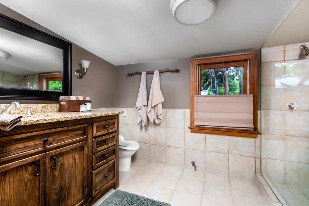 Lake Travis Waterfront Estate Eric Copper