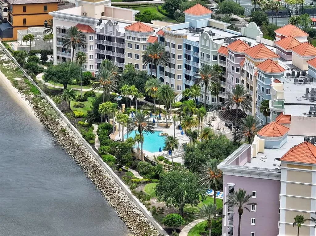 102 YACHT HARBOR DRIVE Unit: 369