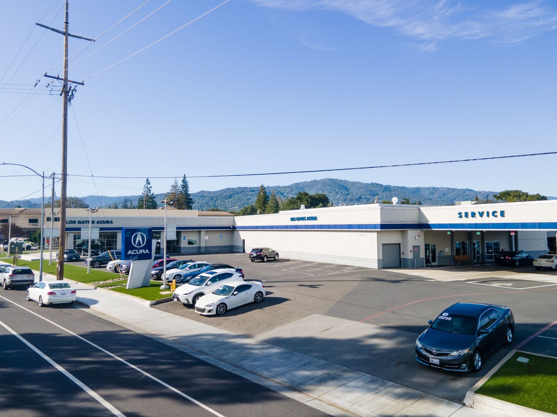 Los Gatos Acura Dealership | Single Tenant NNN Leased Investment