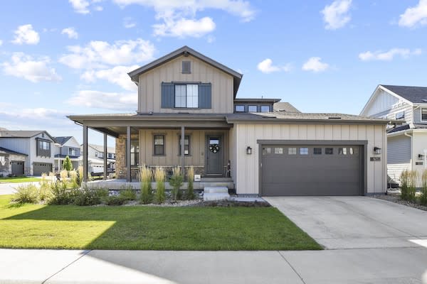 Modern Luxury Near Chatfield Reservoir!