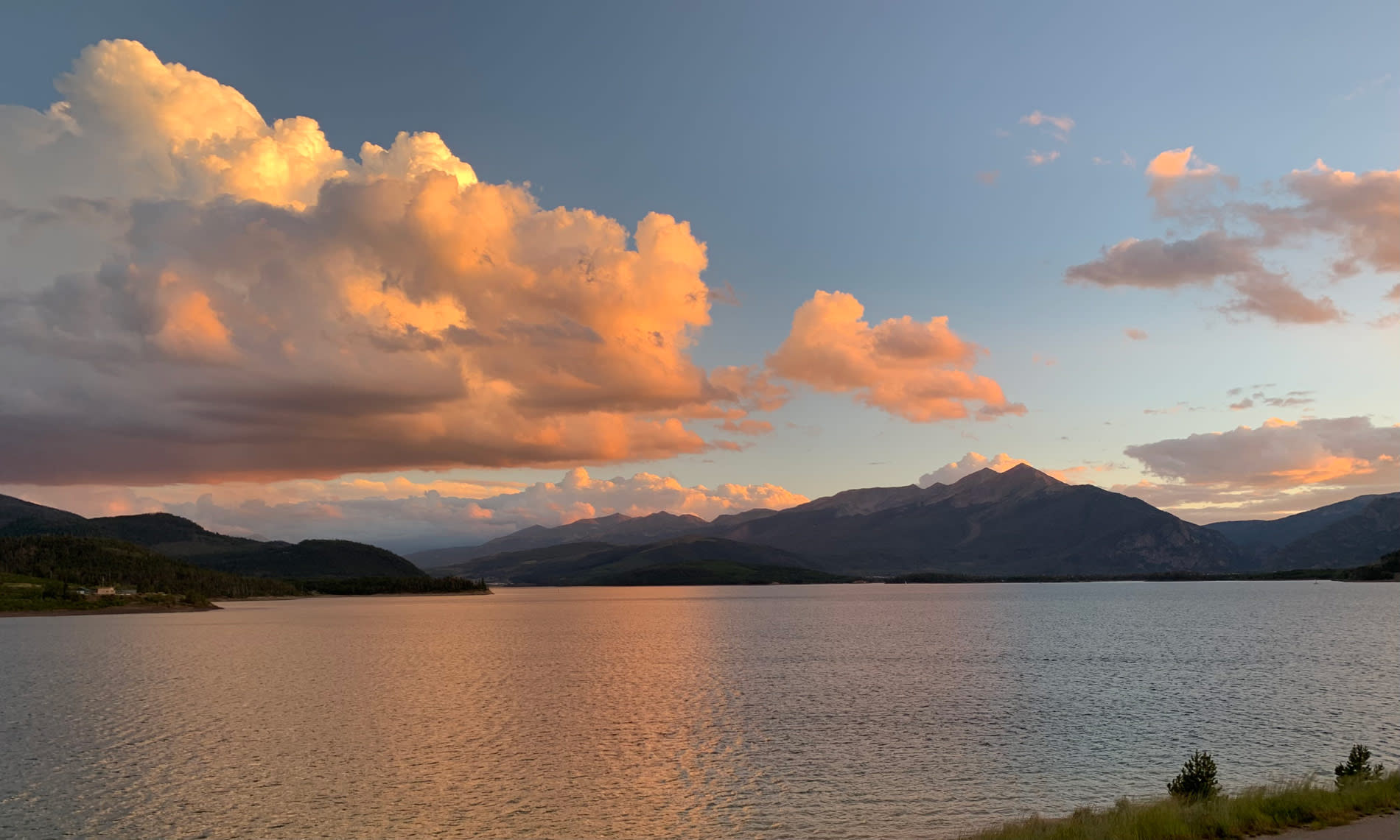 Top Denver Summer Getaways and Places to See - Dillon Reservoir in Keystone