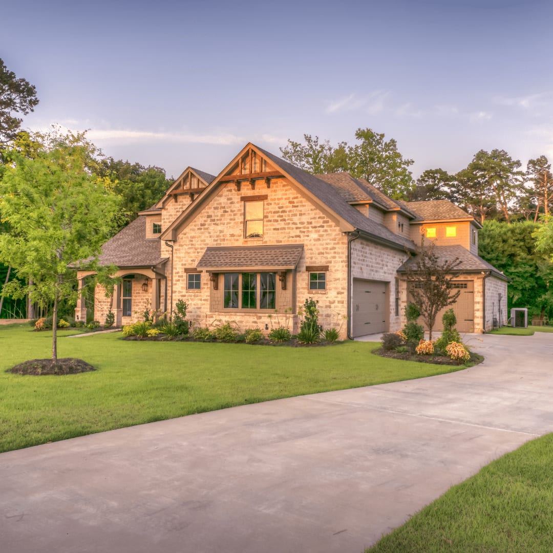 Bigger is Better: Why One Acre of Land is the New Trend in Homeownership