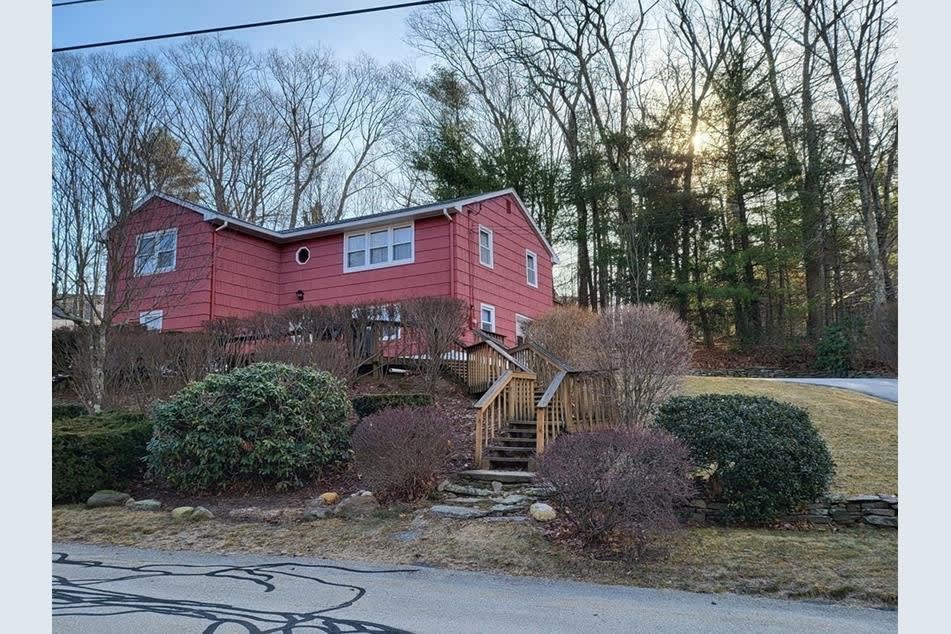 41 Pinedale St Southbridge Vineyard Dream Realty Martha's Vineyard