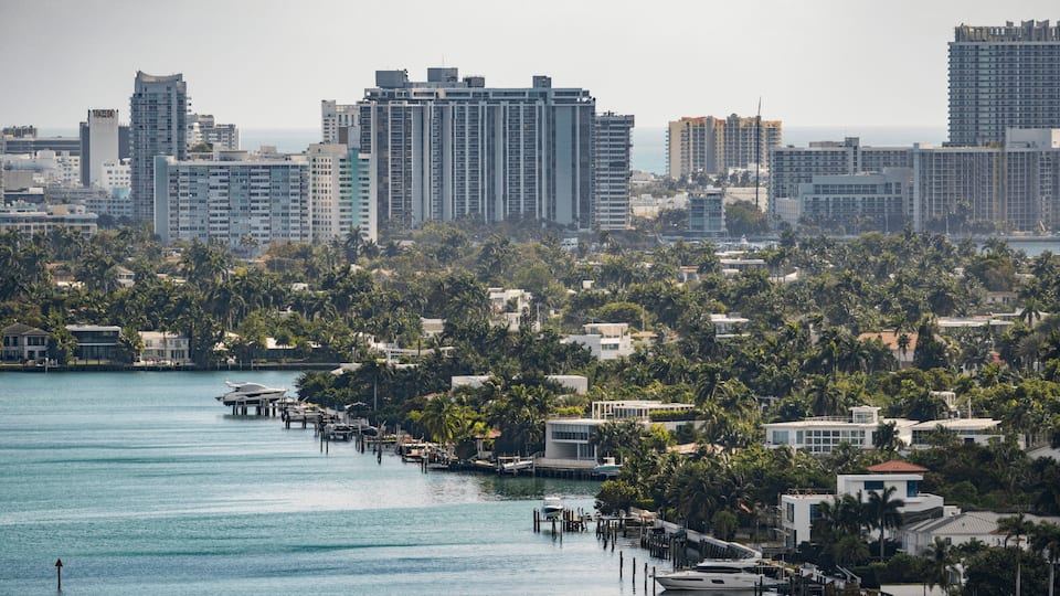 THE VENETIAN ISLANDS - IN FOCUS