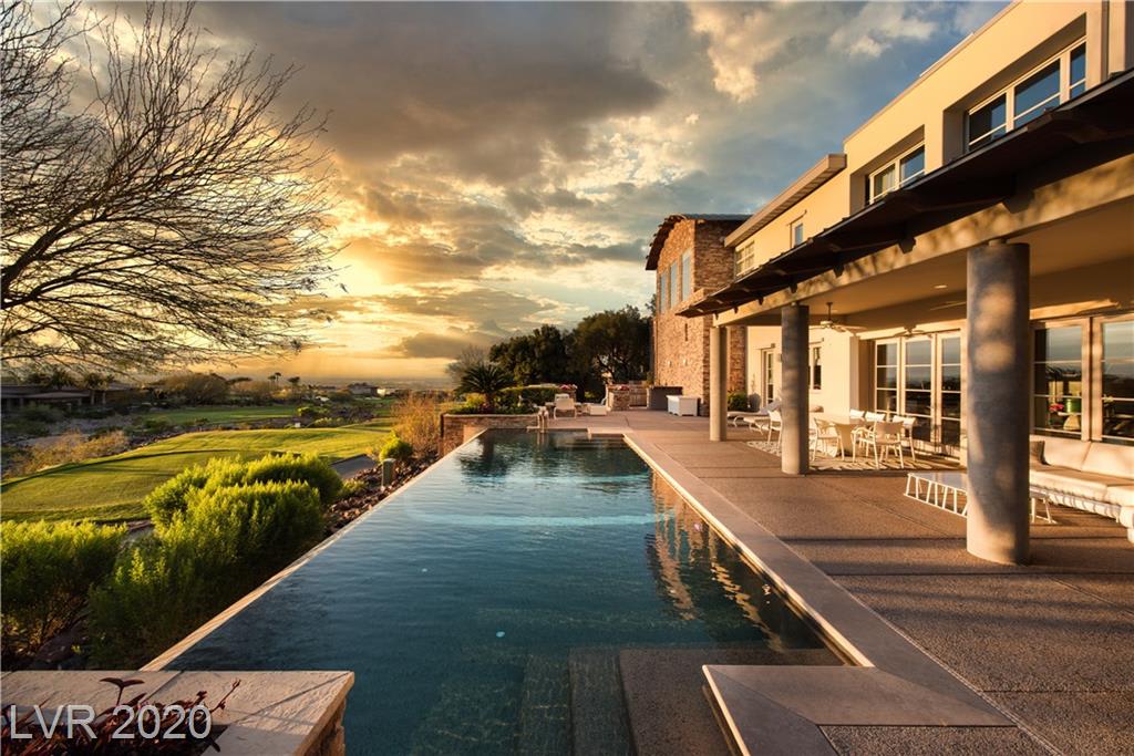 Gavin Ernstone | Las Vegas Luxury Real Estate Expert