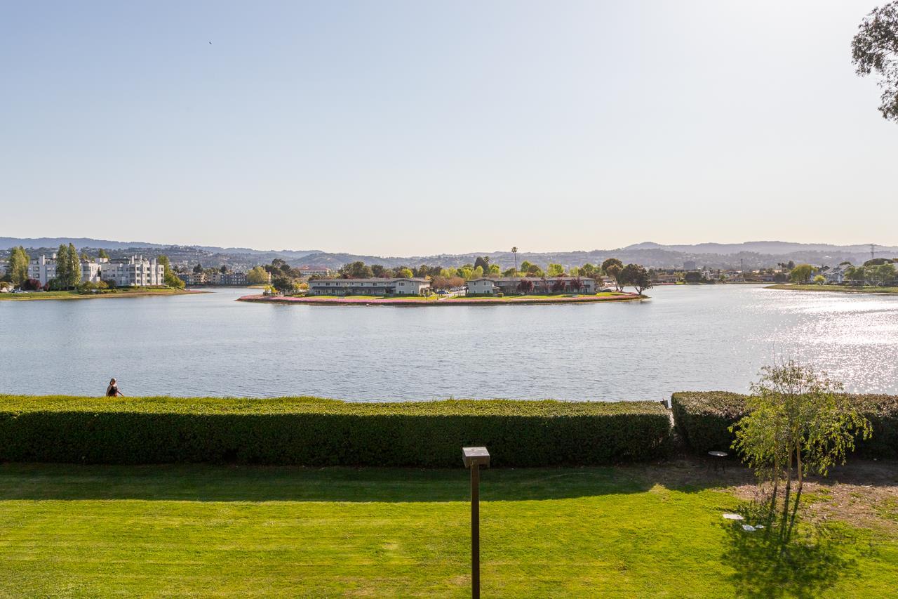 820 Sea Spray Lane, #215, Foster City 94404