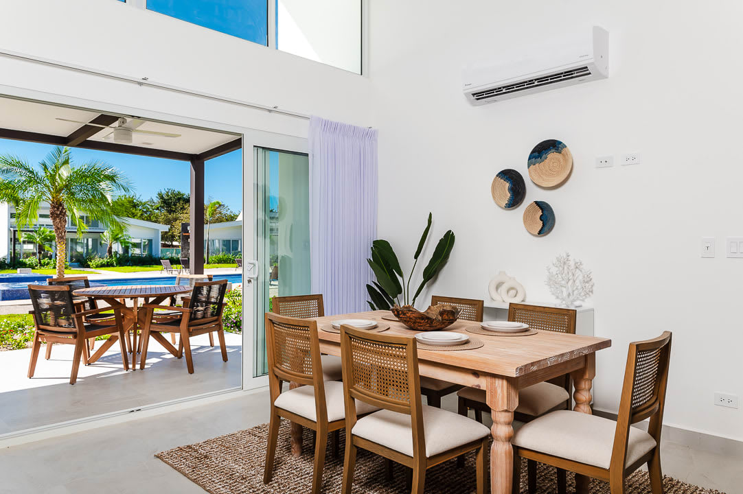 The Enclave | Ultra-Modern 3 Bedroom Villa Located Minutes From the Beach!