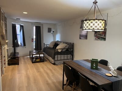 90 Gainsborough St. (1 Bed / 1 Bath)