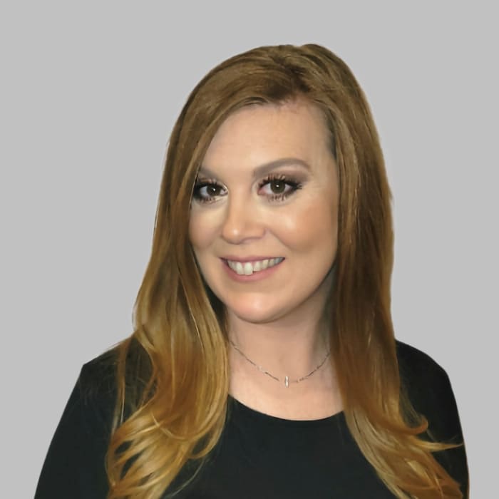 About Nicole Hibbs Sterling & Associates Real Estate