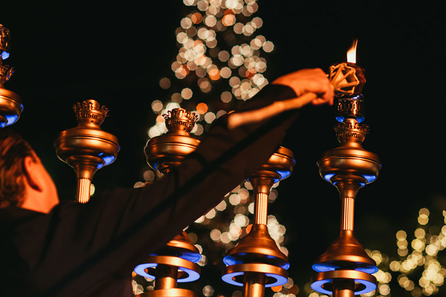 Calabasas Menorah Lighting Event! Frontgate Real Estate