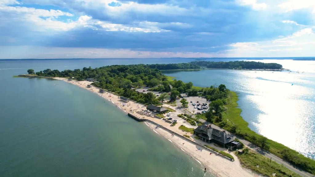 Greenwich Real Estate Market Late August 2022 Report Sales Holding Up