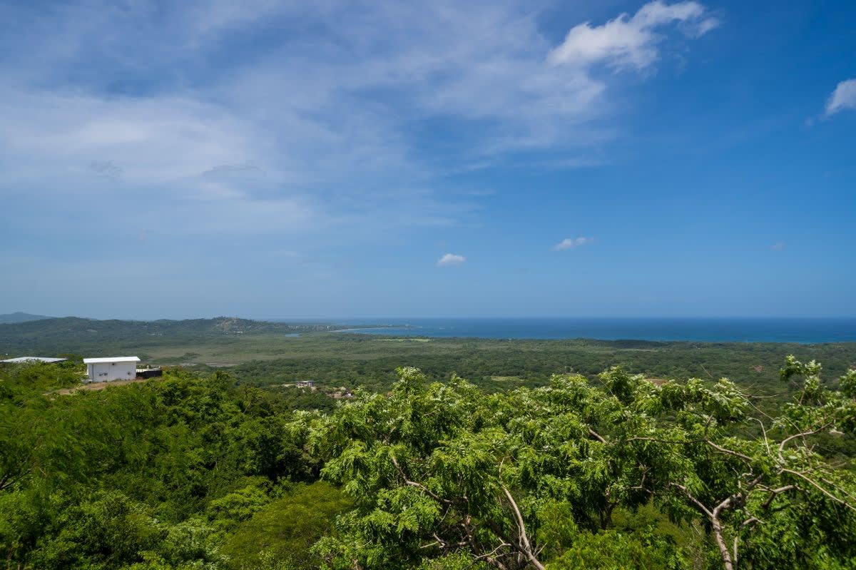 Corona del Cabo #13 – ocean view site with two additional rental homes