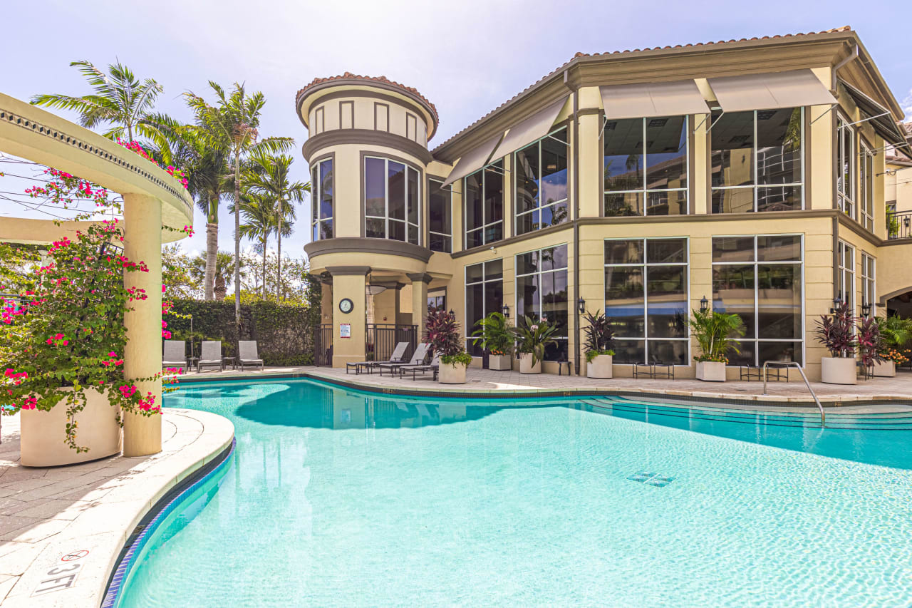 Wilton Station Wilton Manors, FL Condominium Condos For Sale