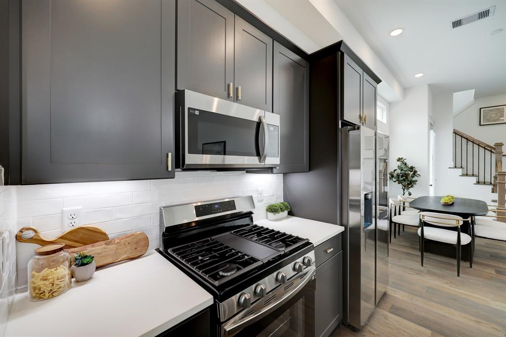 kitchen with new appliances 